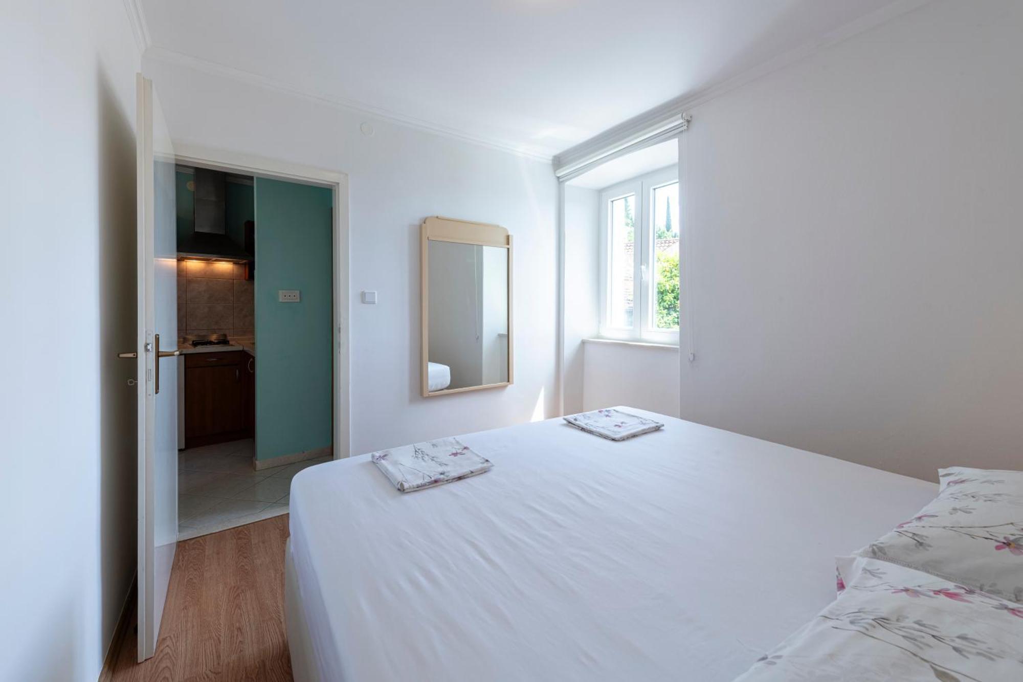 Radovcic Apartments And Rooms Trsteno Esterno foto